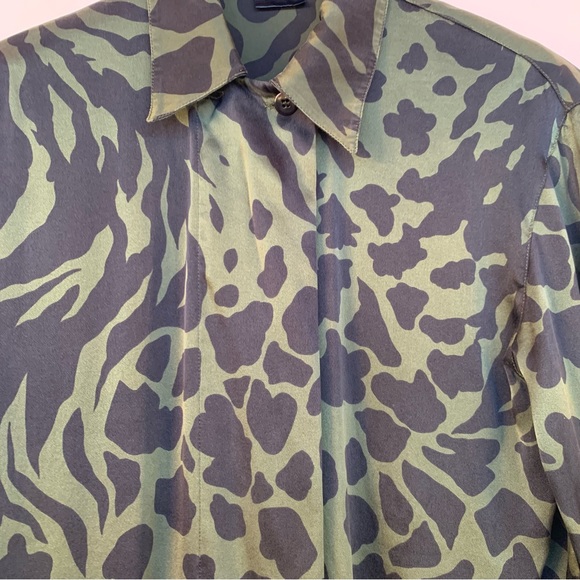 Escada Black and Green Animal Print Blouse, 34 - Picture 2 of 10